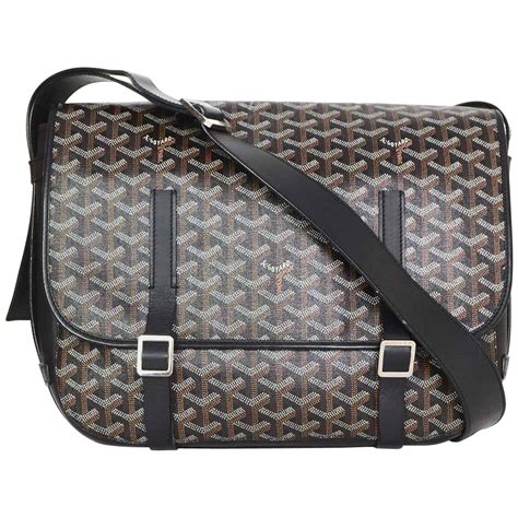 maison goyard messenger bags.